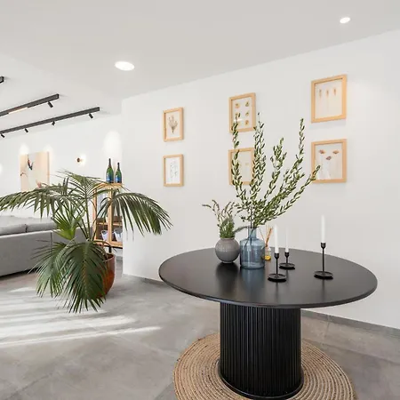 Cozy In With Kitchen Srima