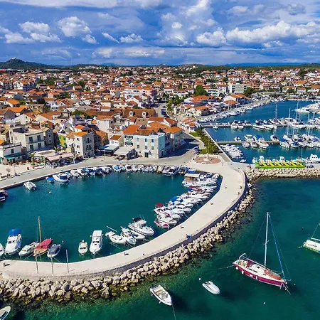 Cozy In With Kitchen Srima