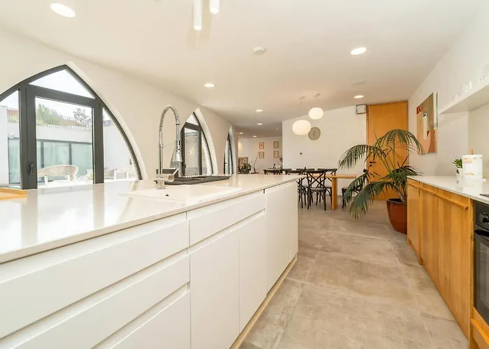 Vakantiehuis Cozy In With Kitchen Srima